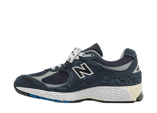 N.Hoolywood × INVINCIBLE × New Balance M2002R GORE-TEX "Navy/White"