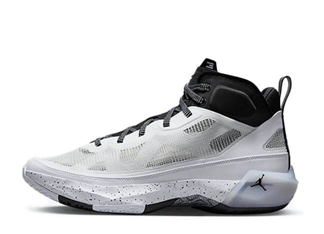 ナイキ エアジョーダン37 "オレオ" ホワイト/ブラック