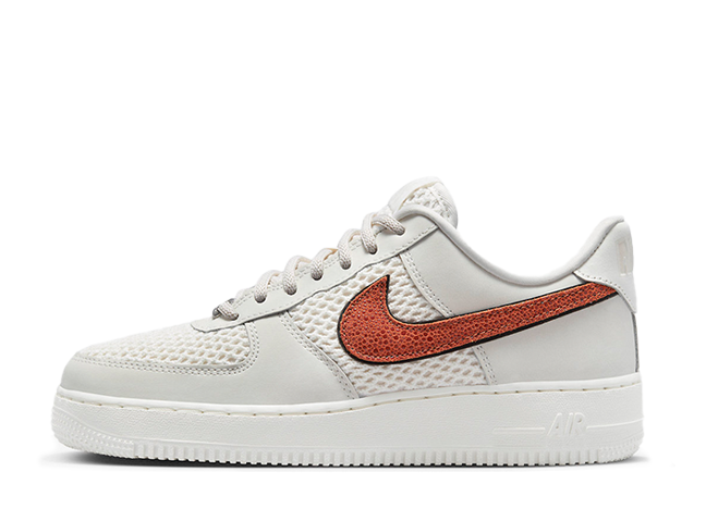 ナイキ エアフォース1 ロー "バスケットボール コレクション" セイル/オレンジトランス/メタリックシルバー/ファントム