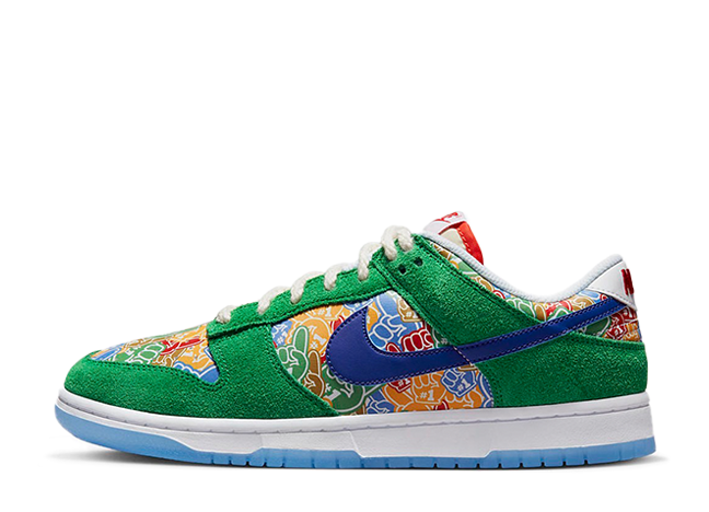 ナイキ ダンク ロー "フォームフィンガー" スタジアムグリーン/オールドロイヤル/ホワイト/ユニバーシティレッド