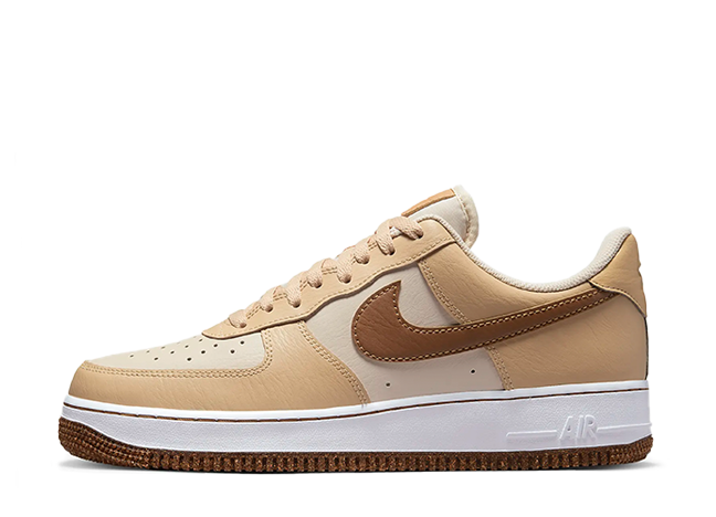ナイキ エアフォース1 ロー EMB "エールブラウン" パールホワイト/セサミ/ホワイト/エールブラウン