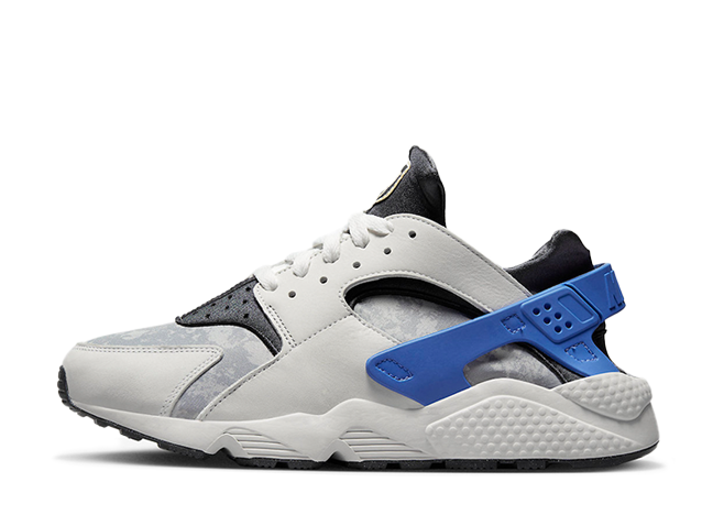 Nike Air Huarache Premium "Summit White/Comet Blue"