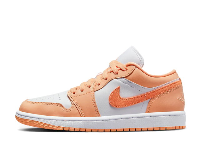 ナイキ ウィメンズ エアジョーダン1 ロー "サンセットヘイズ" サンセットヘイズ/ブライトシトラス/ホワイト