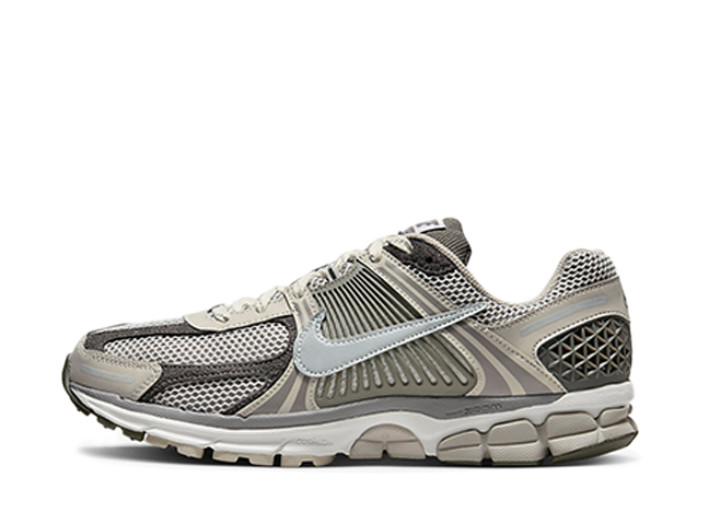 Nike Zoom Vomero 5 "Light Iron Ore" Light Iron Ore/Flat Pewter
