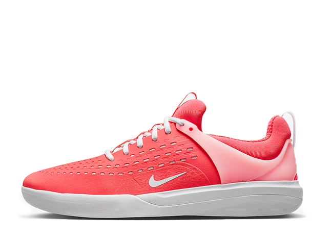 ナイキ SB ナイジャ3 "ホットパンチ" ホットパンチ/ホワイト