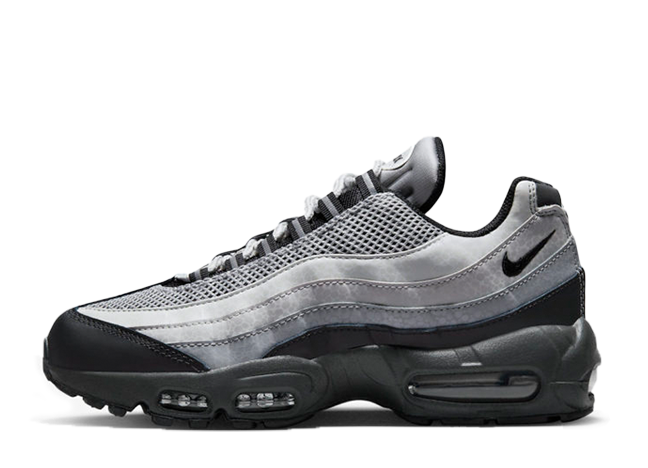 ナイキ ウィメンズ エアマックス95 "リフレクティブサファリ"