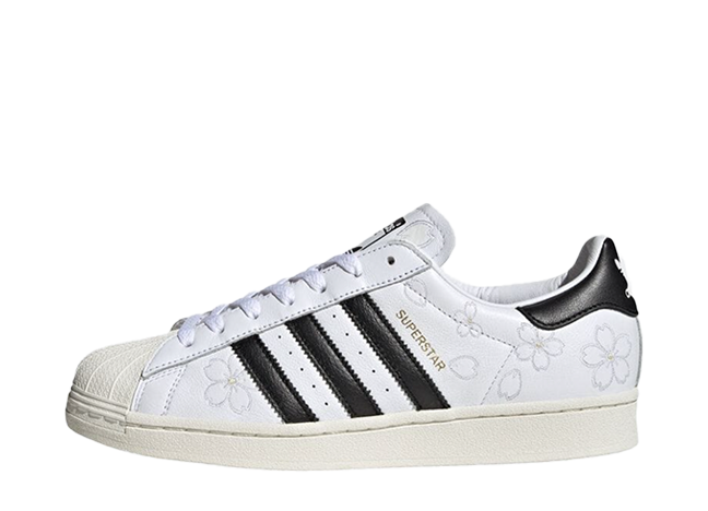 アディダス スーパースター "ハナミ" フットウェアホワイト/コアブラック/オフホワイト