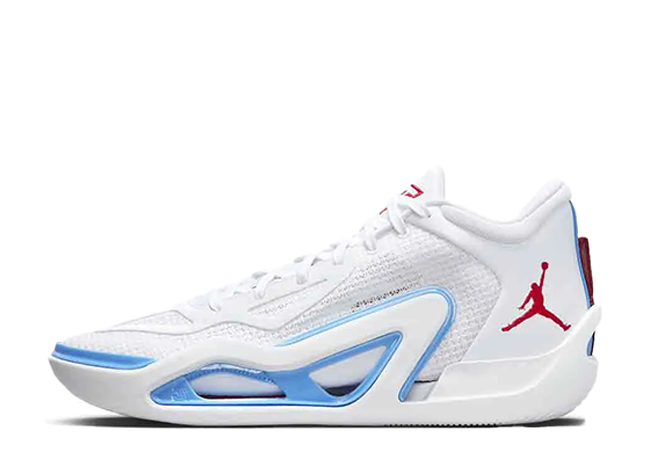 ナイキ ジョーダンテイタム1 "セントルイス" ホワイト/ユニバーシティブルー/ユニバーシティゴールド/ユニバーシティレッド