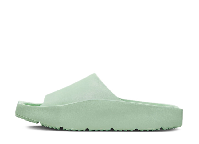 ジョーダン ウィメンズ ヘックス スライド "ピスタチオフロスト/ピスタチオフロスト"