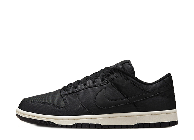 ナイキ ダンク ロー "ブラックキャンバス/ホワイト"