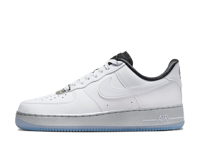 ナイキ ウィメンズ エアフォース1 ロー "ホワイトクローム" ホワイト/ブラック