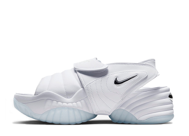 ナイキ ウィメンズ エアアジャストフォース サンダル "ホワイト/ブラック"