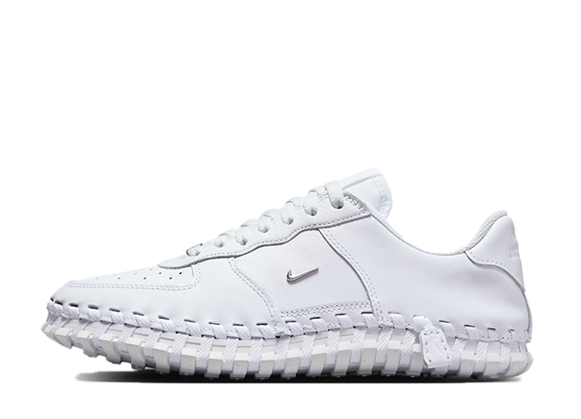 ジャックムス × ナイキ Jフォース1 ロー LX "ホワイト/ホワイト"