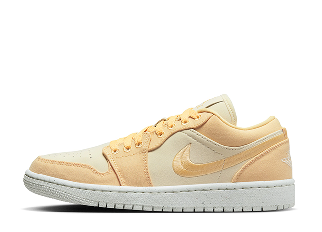 ナイキ ウィメンズ エアジョーダン1 ロー SE "セレスティアルゴールド/ホワイト"