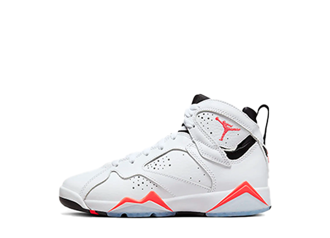 ナイキ Gs エアジョーダン7 レトロ "ホワイト インフラレッド" ホワイト/クリムゾン/ブラック