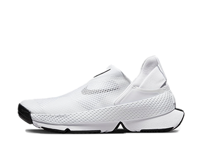 ナイキ ウィメンズ ゴー フライイーズ "ホワイト" ホワイト/ブラック