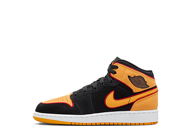 ナイキ Gs エアジョーダン1 ミッド SE "ヴィヴィッドオレンジ/ブラック"
