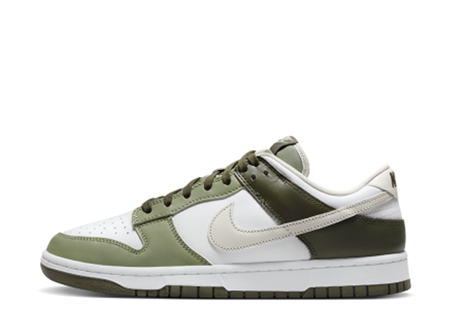 ナイキ ダンク ロー "オイルグリーン" グリーン/ホワイト