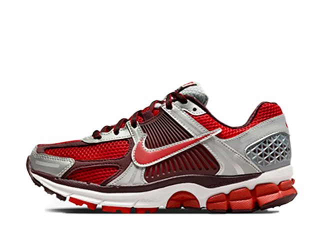 ナイキ ウィメンズ ズームボメロ5 "ミスティックレッド アンド プラチナム"レッド/ホワイト