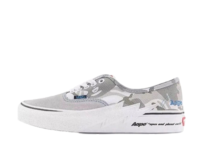 エーエイプ バイ ア ベイシング エイプ × バンズ オーセンティック ボルト "ホワイト/グレー"