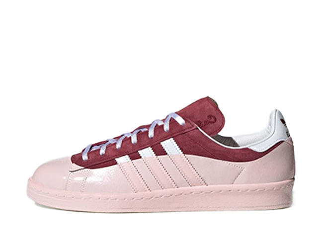 カリ・デウィット × アディダス キャンパス 80's "カレッジエイトバーガンディ" バーガンディ/オフホワイト