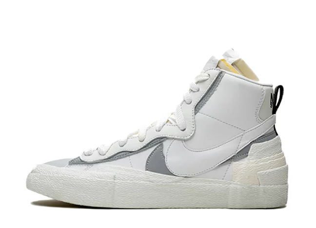 サカイ × ナイキ ブレーザーミッド "ホワイト/ウルフグレー/セイル"