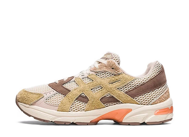 アシックス ゲル1130 "バーチ/サンド/オレンジ"