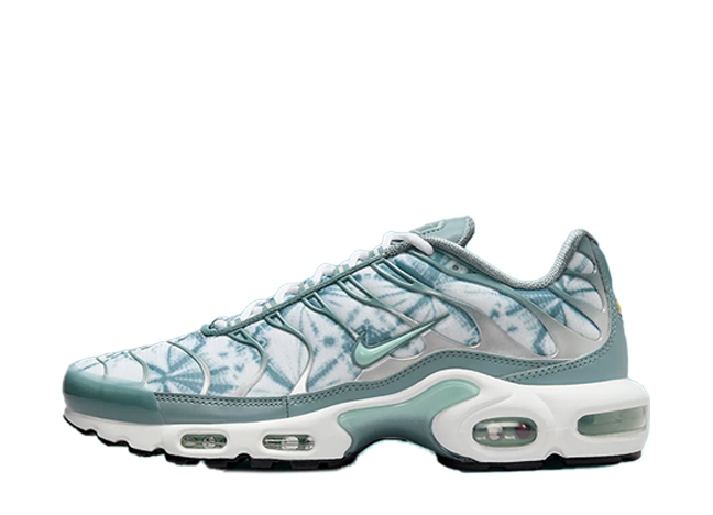 Nike Air Max Plus "Waterway/White/Subway/Fiberglass/Black"