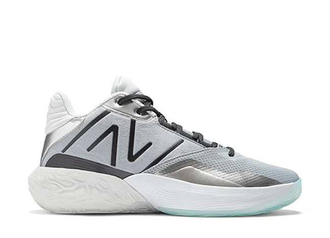 ニューバランス フューエルセル トゥーウェイ V4 GS4 "スティール/ホワイト"