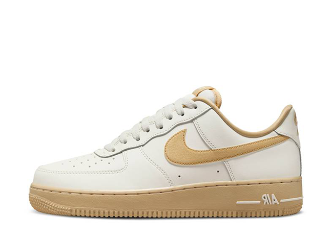 ナイキ ウィメンズ エアフォース1 '07 "セイル/ヴィンテージグリーン/セサミ"