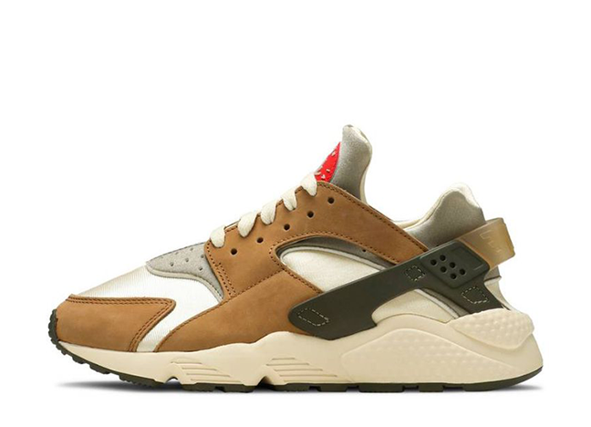 Stussy × Nike Air Huarache "Desert Oak" Dessert Oak/Light Straw