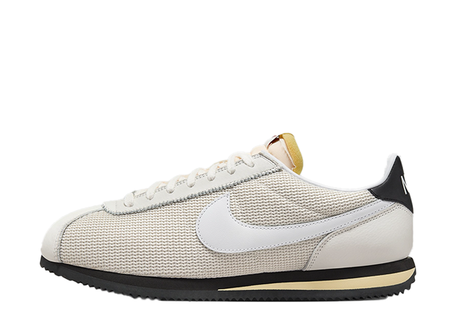 ナイキ コルテッツ "ライトオールウッドブラウン/ブラック"