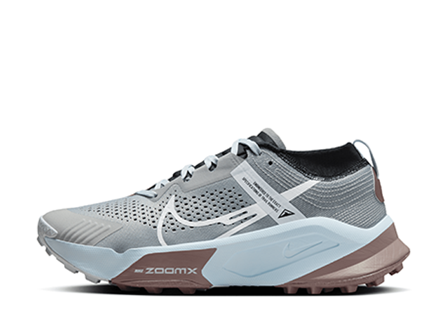 ナイキ ウィメンズ ゼガマ "ライトスモークグレー" ライトスモークグレー/ブラック/グレイシャーブルー/ホワイト