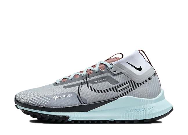 ナイキ ウィメンズ ペガサス トレイル4 ゴアテックス "ライトスモークグレー" ライトスモークグレー/グレイシャーブルー/フットボールグレー/ブラック