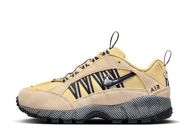 ナイキ ウィメンズ エアフマラ "セサミ" セサミ/サターンゴールド/シーグラス/ブラック