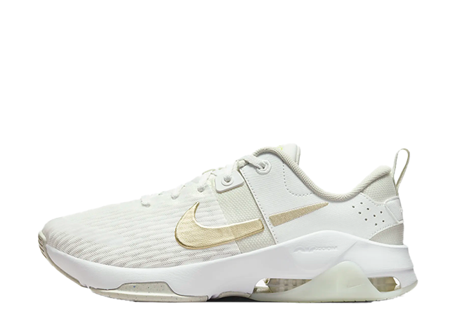 ナイキ ウィメンズ ズーム ベラ 6 "サミットホワイト" サミットホワイト/シーグラス/ライトレモンツイスト/メタリックゴールドスター