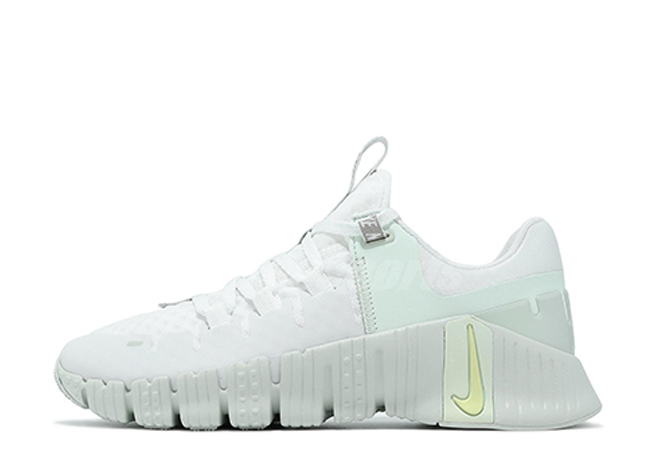 Nike WMNS Free Metcon 5 Premium "Summit White" Summit White/Seagrass/Barely Green/Light Lemon Twist