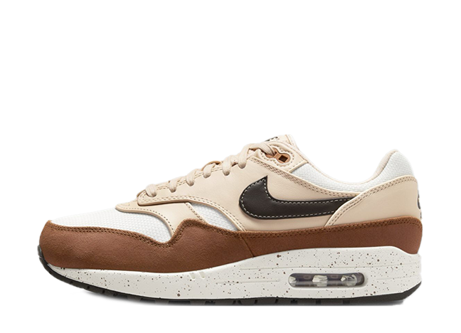 ナイキ ウィメンズ エアマックス1 '87 "ベルベットブラウン/サンドドリフト"