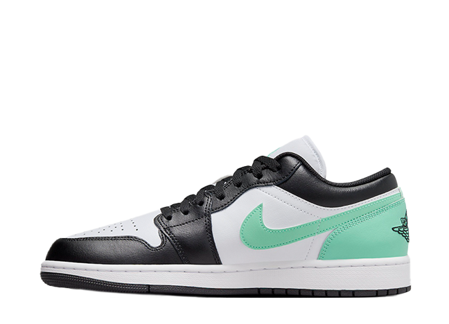 ナイキ エアジョーダン1 ロー "グリーングロー/ホワイト/ブラック"