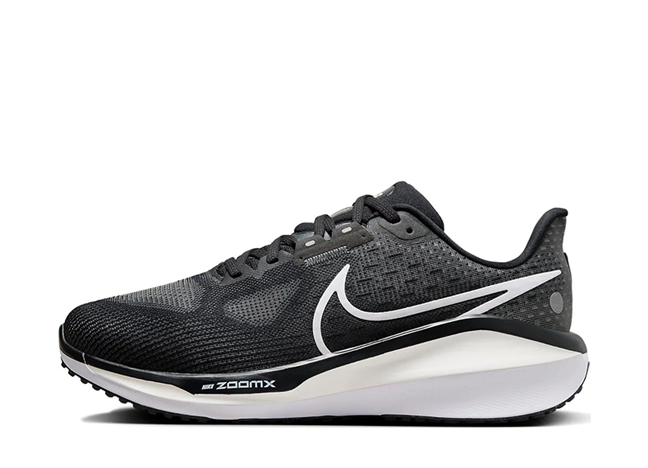 ナイキ ボメロ17 "ブラック" ブラック/アンスラサイト/ホワイト