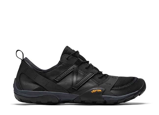 ISSEY MIYAKE × New Balance MT10O "Black" Black/Black