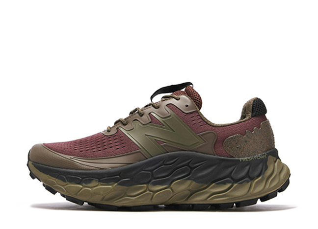 New Balance Fresh Foam X More Trail V3 MTMORNAD "Dark Camo Licorice" Olive/Burgundy