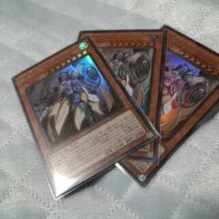 教導の騎士フルルドリス UR　3枚