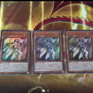 教導の騎士フルルドリス UR   ３枚