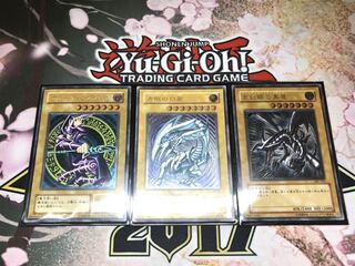 【レリーフ3枚セット】ブラックマジシャン　青眼の白龍　真紅眼の黒竜