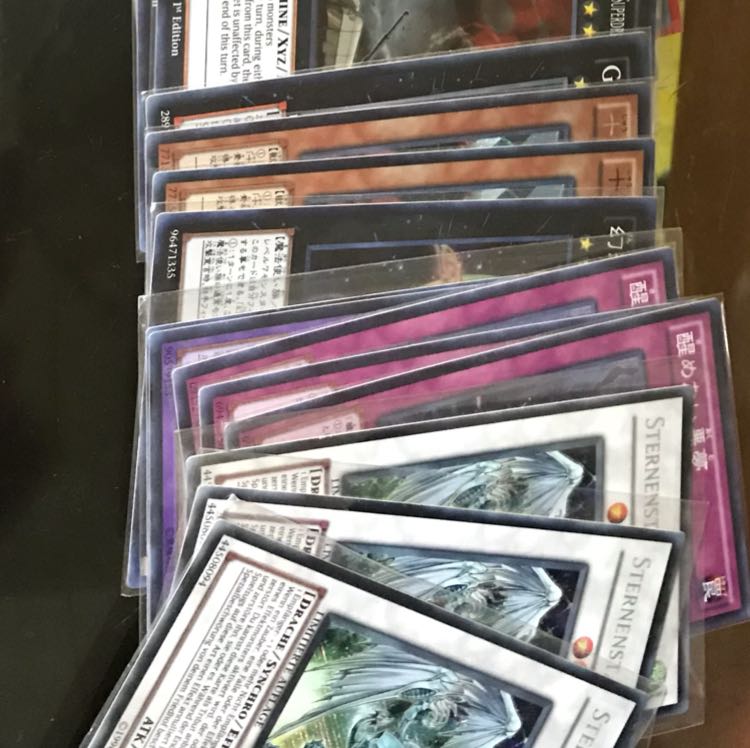 Yu-Gi-Oh! Over 50 Hikarimono