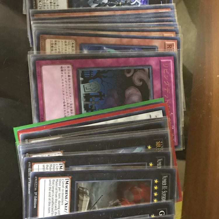 Yu-Gi-Oh! Over 50 Hikarimono