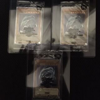 遊戯王 青眼の白龍 20thシークレット　未開封　