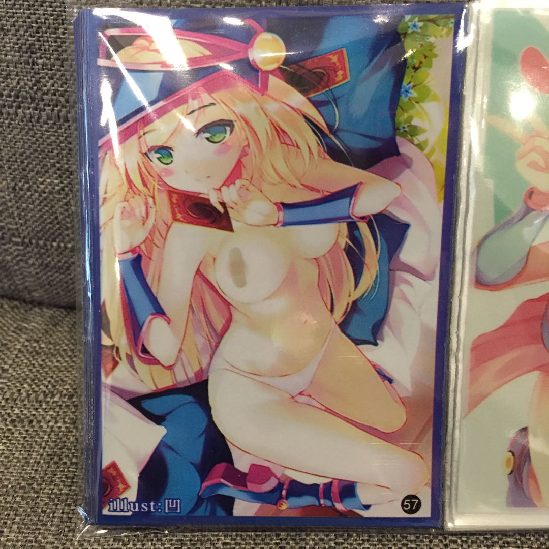 50枚 ブラックマジシャンガール スリーブ