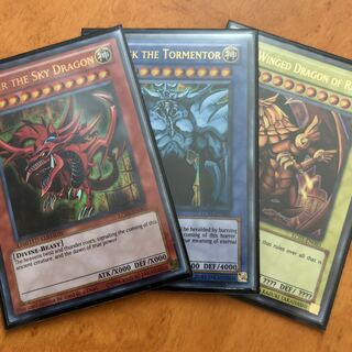 海外版 ラーの翼神龍 オシリスの天空龍  オベリスクの巨神兵